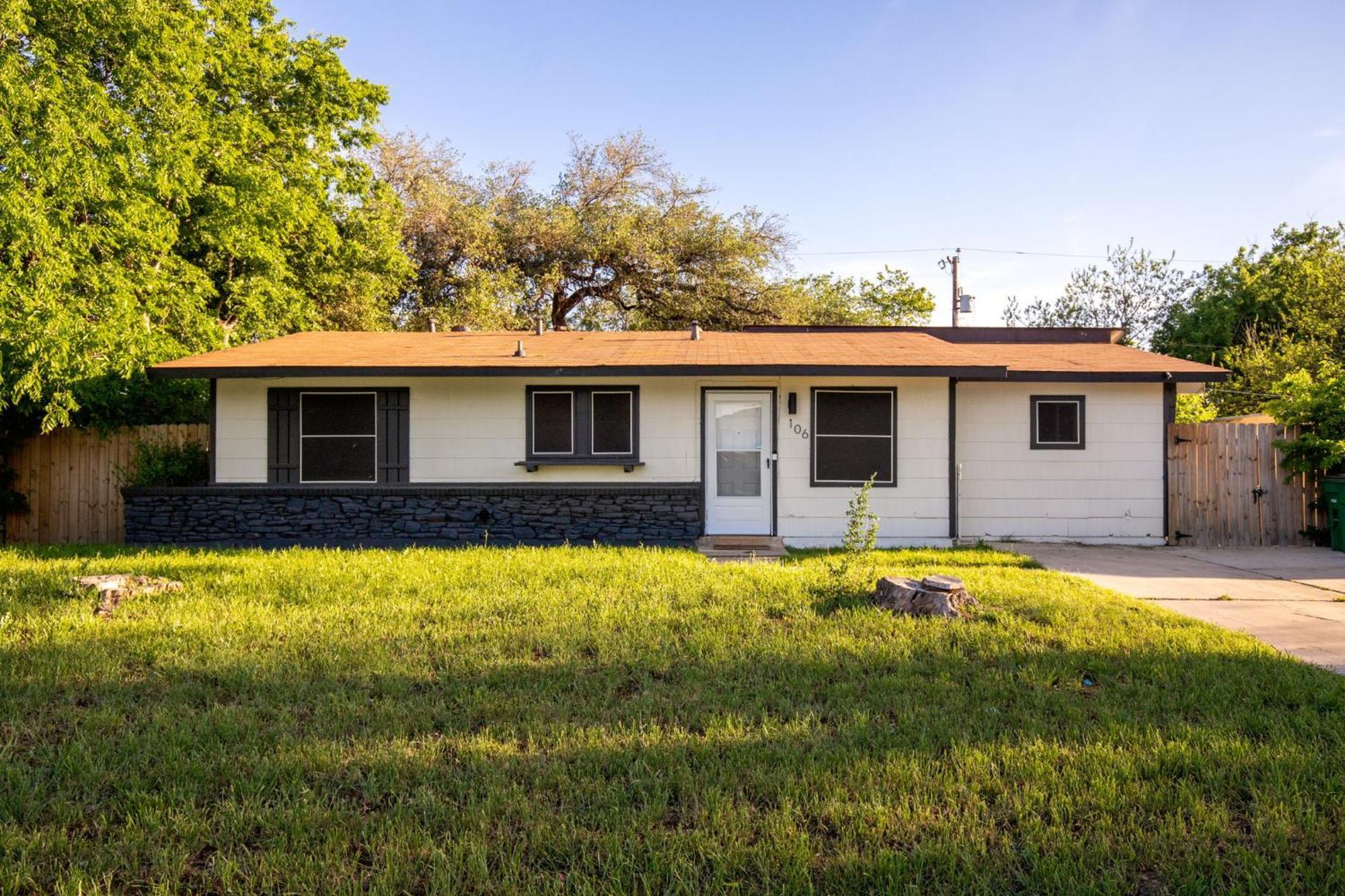 Cozy 3 Bedroom With Hot Tub 2 Min Away From Lackland San Antonio Exterior photo